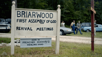 Briarwood sign