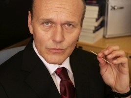 pix anthony-stewart-head-doctor-who