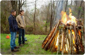 Dean Sam watch pyre Supernatural The Prisoner