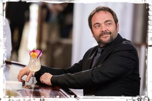 crowley-drink-2-supernatural-the-foundry
