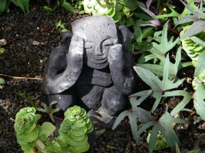 Menehune statue