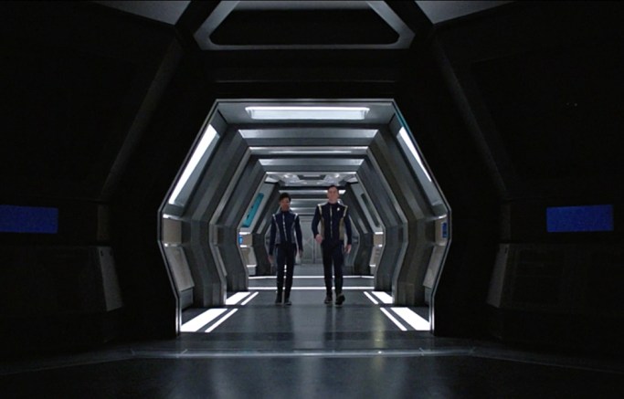 Burnham Lorca Star Trek Discovery Butchers Knife